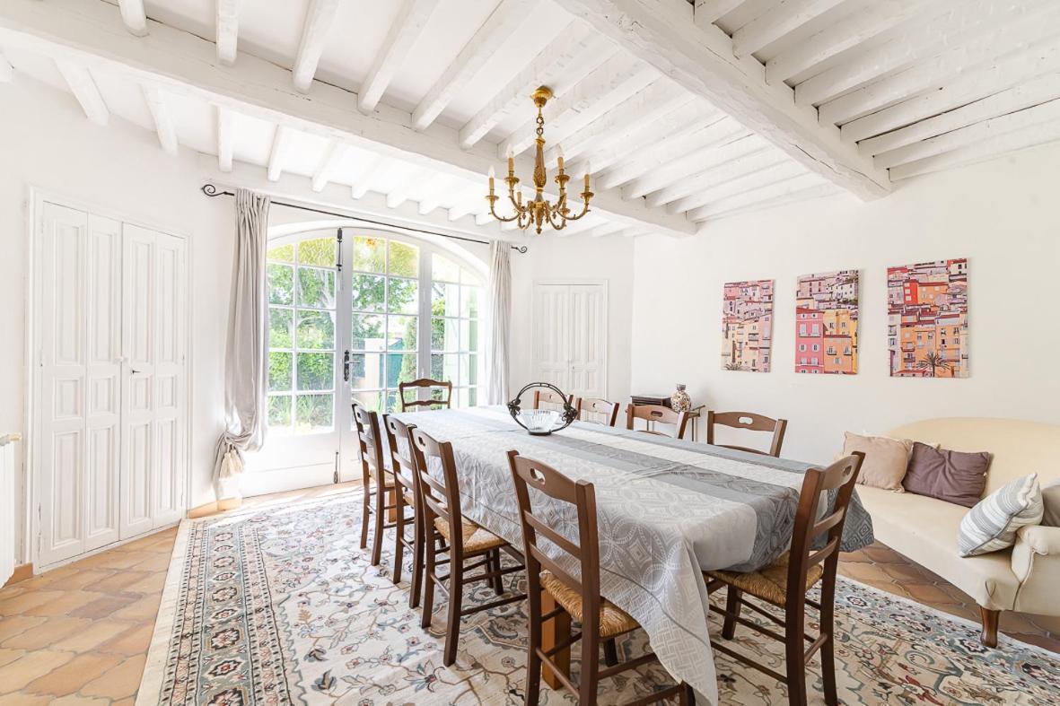 Maison De Maitre 230M² En Plein Coeur Du Village Camps-la-Source Luaran gambar