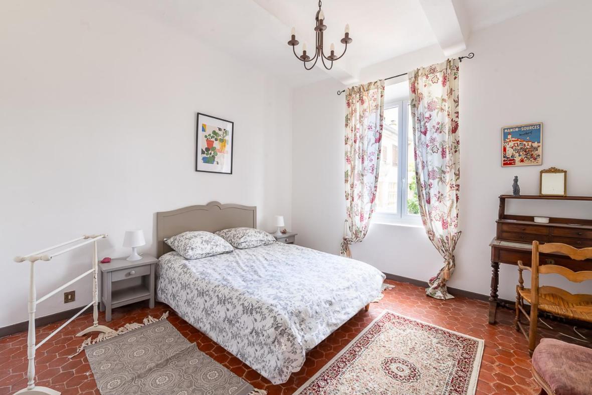 Maison De Maitre 230M² En Plein Coeur Du Village Camps-la-Source Luaran gambar